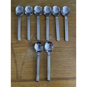 Reed And Barton Select Fluted Ribbed Stainless Korea Spoon Lot 8